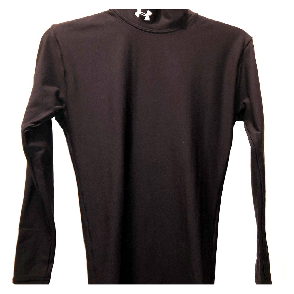 Youth under armor long sleeve pullover shirt
